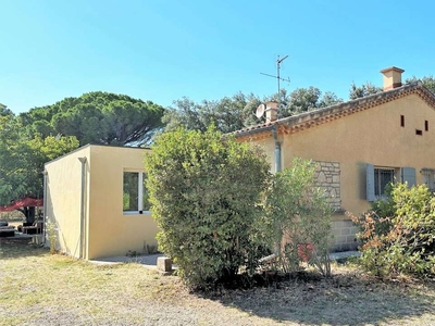 Vente maison 6 pièces 138 m² Castillon-du-Gard (30210)