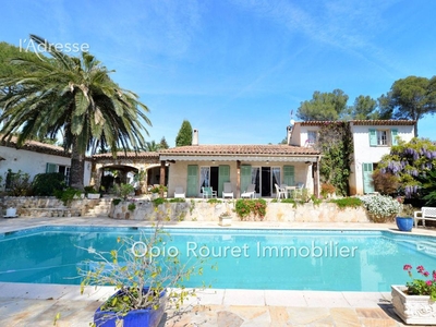 Villa de luxe de 7 pièces en vente Le Rouret, Provence-Alpes-Côte d'Azur