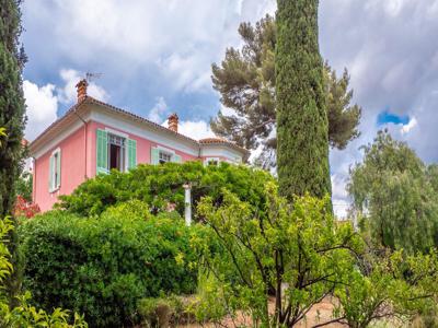 Maison de 4 chambres de luxe en vente à Hyères, Provence-Alpes-Côte d'Azur