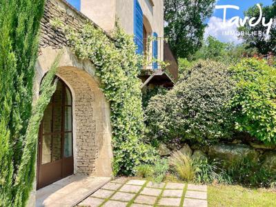 Villa de luxe de 10 pièces en vente Saint-Saturnin-lès-Apt, Provence-Alpes-Côte d'Azur
