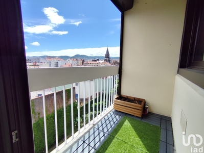 Appartement 4 pièces de 77 m² à Clermont-Ferrand (63100)