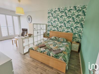 Appartement 1 pièce de 43 m² à Saint-Brieuc (22000)