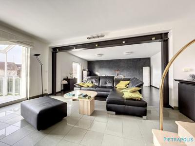 Appartement de luxe 3 chambres en vente à Ségny, Auvergne-Rhône-Alpes