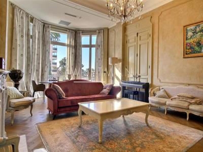 Appartement de luxe de 4 chambres en vente à Cannes, France