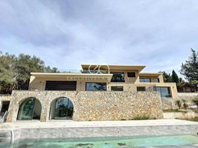 Maison de luxe de 10 pièces en vente à Mougins, Provence-Alpes-Côte d'Azur