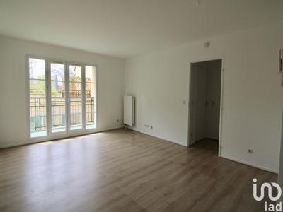 Appartement 2 pièces de 46 m² à Villeneuve-la-Garenne (92390)