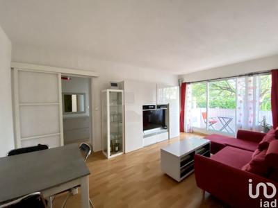 Appartement 3 pièces de 57 m² à Antony (92160)