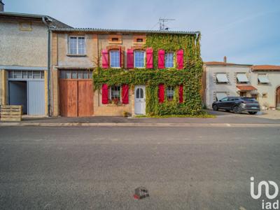 Maison 5 pièces de 105 m² à Puttelange-lès-Thionville (57570)