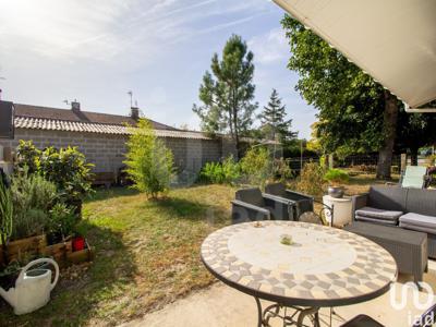 Maison 8 pièces de 166 m² à Linxe (40260)