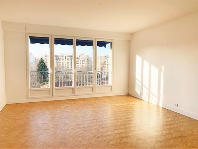 Location meublée appartement 3 pièces 75.17 m²