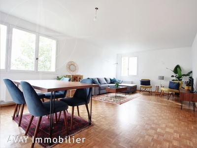 Location meublée appartement 3 pièces 79 m²