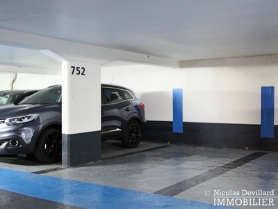 Location parking 12 m²