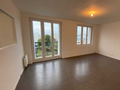 Location appartement 74m2 T3