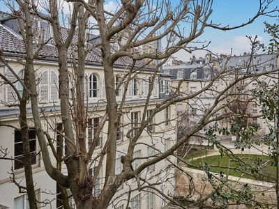 1 bedroom luxury Apartment for sale in Tour Eiffel, Invalides – Ecole Militaire, Saint-Thomas d’Aquin, Paris, Île-de-France