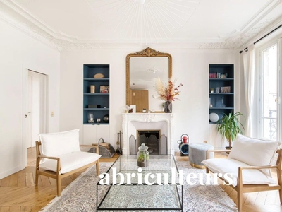 3 bedroom luxury Flat for sale in 11 Rue de Berne, Champs-Elysées, Madeleine, Triangle d’or, Paris, Île-de-France