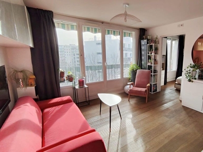 Appartement de 3 chambres de luxe en vente à Montrouge, France