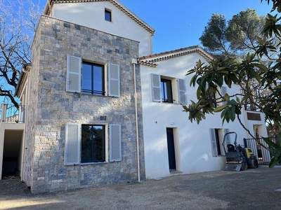 Appartement de 3 chambres de luxe en vente à Mougins, Provence-Alpes-Côte d'Azur