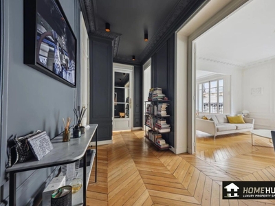 3 bedroom luxury Flat for sale in Saint-Germain, Odéon, Monnaie, France