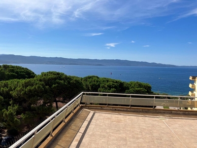 3 room luxury Flat for sale in Ajaccio, France