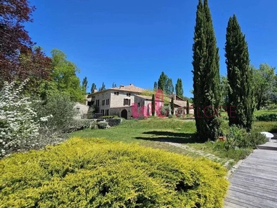 7 bedroom luxury House for sale in Manosque, French Riviera