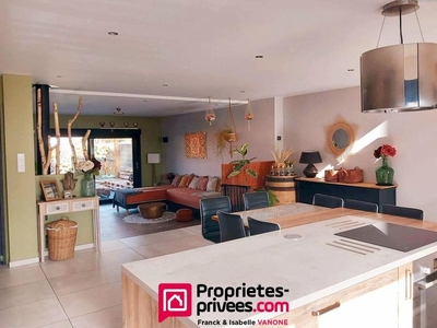 Maison de luxe de 156 m2 en vente Pérenchies, Hauts-de-France