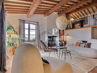 Maison de luxe de 4 chambres en vente à Gassin, France