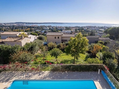 4 bedroom luxury House for sale in Vallauris, France