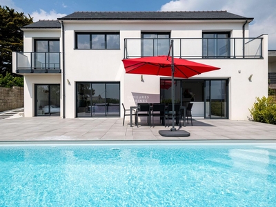 6 room luxury House for sale in Clohars-Carnoët, France