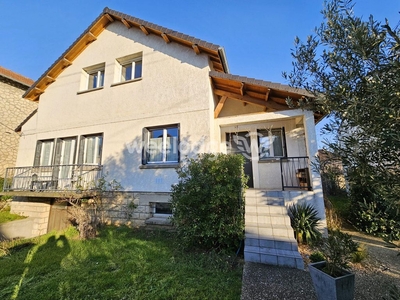 Maison de luxe de 8 pièces en vente à Conflans-Sainte-Honorine, Île-de-France