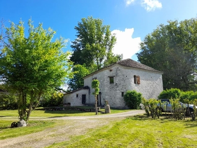 4 bedroom luxury House for sale in Montaigu-de-Quercy, France