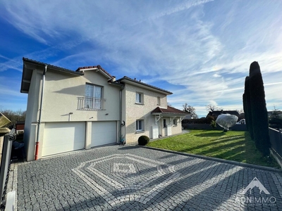 Maison de luxe en vente à Saint-Genis-Pouilly, Auvergne-Rhône-Alpes