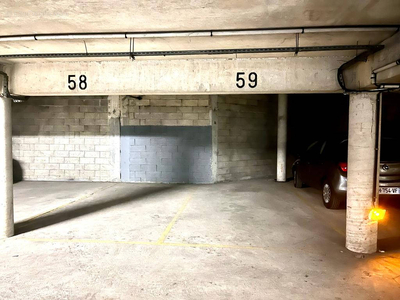Place de parking 15 m²