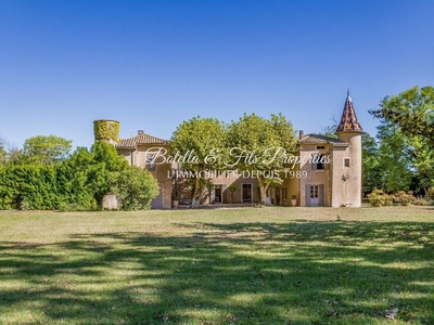 Prestigieux château en vente Uzès, France