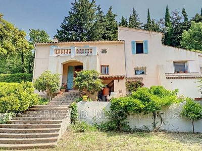 Villa de luxe de 6 pièces en vente La Garde-Freinet, Provence-Alpes-Côte d'Azur