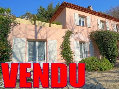 Villa de 7 pièces de luxe en vente Tourrettes-sur-Loup, Provence-Alpes-Côte d'Azur