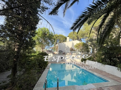 Villa de 8 pièces de luxe en vente Six-Fours-les-Plages, Provence-Alpes-Côte d'Azur