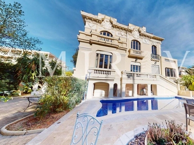 Villa de luxe de 11 pièces en vente Nice, Provence-Alpes-Côte d'Azur