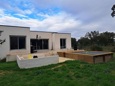 5 room luxury Villa for sale in Rochefort-du-Gard, Occitanie