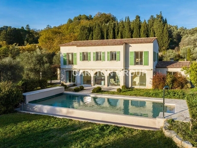 Villa de 7 pièces de luxe en vente Châteauneuf-Grasse, Provence-Alpes-Côte d'Azur