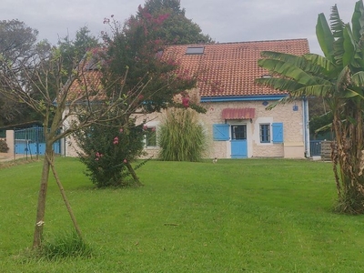 Luxury Villa for sale in Dax, Nouvelle-Aquitaine