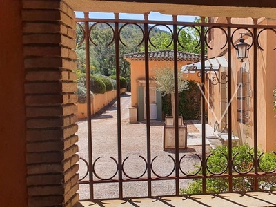 Villa de luxe de 8 pièces en vente Le Plan-de-la-Tour, Provence-Alpes-Côte d'Azur
