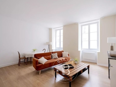 Location meublée appartement 2 pièces 52.32 m²