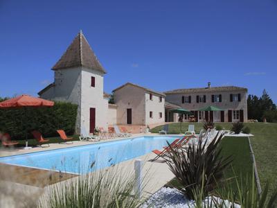 Tarn-et-Garonne: Villas avec piscine chauffée idéal groupe jusqu'à 16 personnes