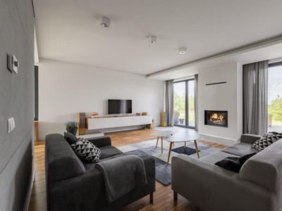 4 room luxury Apartment for sale in Fontenay-sous-Bois, Île-de-France