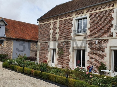 7 room luxury Villa for sale in Grandfresnoy, Hauts-de-France