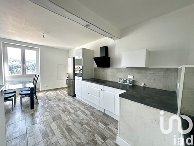 Appartement 2 pièces de 60 m² à Saint-Genest-Lerpt (42530)