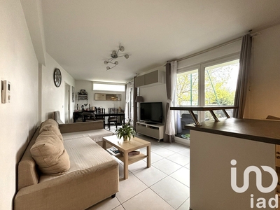 Appartement 4 pièces de 74 m² à Noisy-le-Grand (93160)