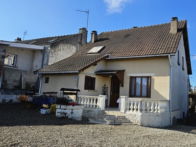 Maison de ville 5 pièces de 119 m² à Montceau-les-Mines (71300)