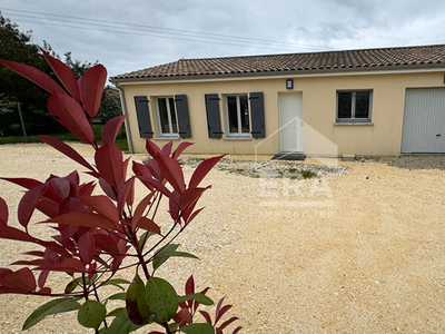Vente maison 4 pièces 80 m² Bayon-sur-Gironde (33710)