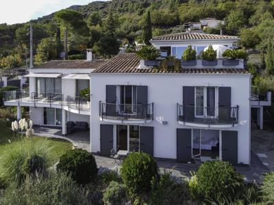 11 room luxury Villa for sale in Gattières, French Riviera